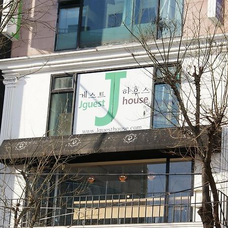J Guesthouse Seoul Exterior photo